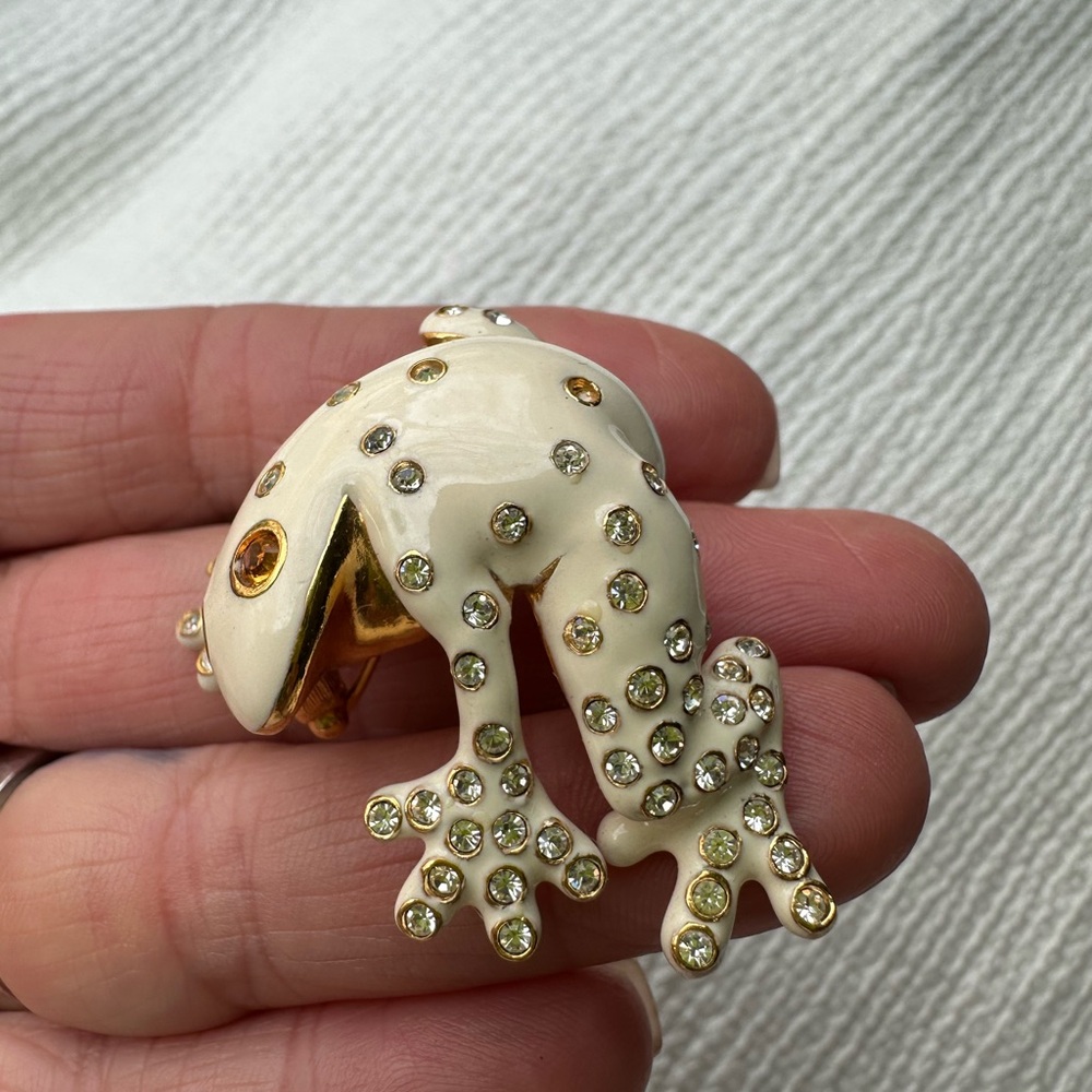 Cream and Gold Frog Brooch with Rhinestones
